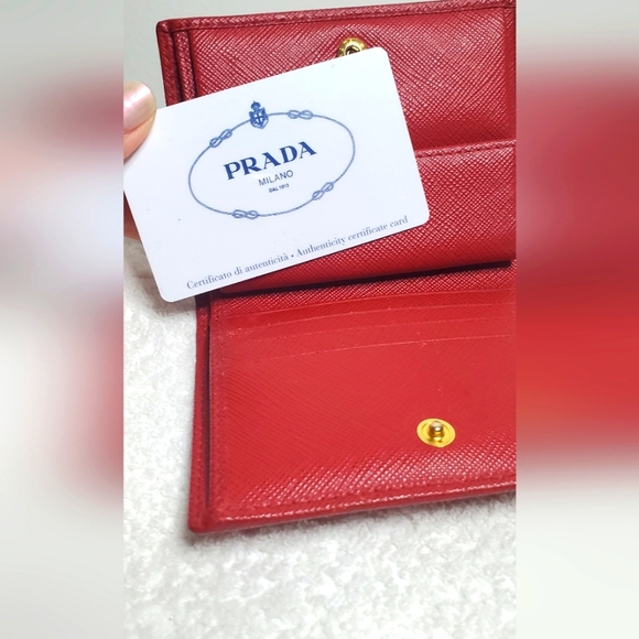 PRADA -Small-wallet Saffiano Leather-red -Perfect conditions-No call-outs - Picture 8 of 15